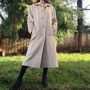 ❤️ HOST PICK ❤️ Vintage German mohair coat